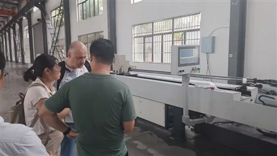 Palanggan Rusia Datang Ka Perusahaan Kami Pikeun Inspeksi-Situs